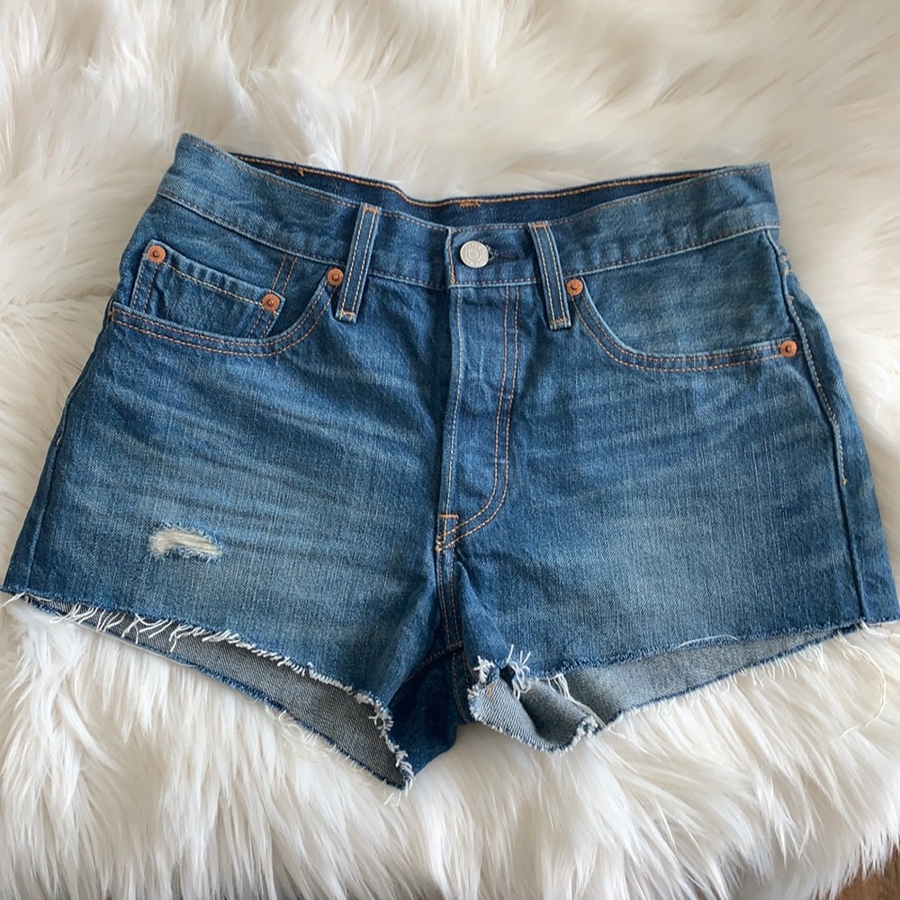 Levi's 501 Cut Off Denim Shorts Hidden Button Fly Medium Wash  Womens 26